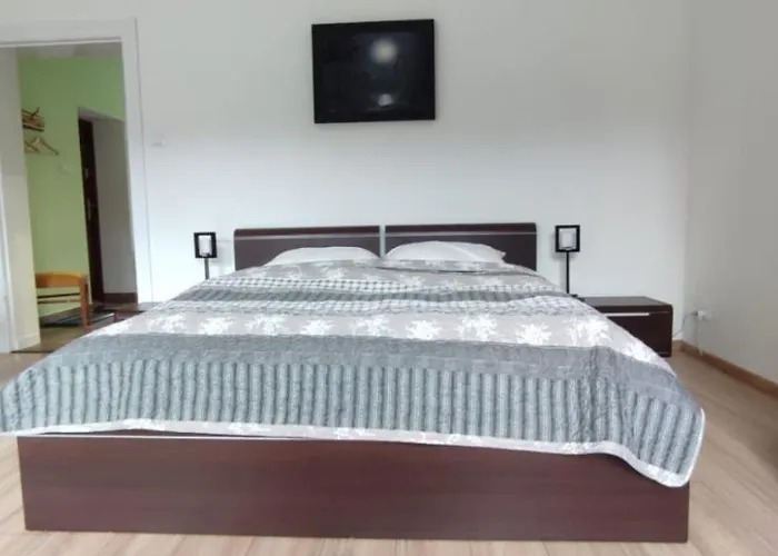 شقة Zacisze Pod Bukami Gornica